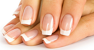 5 dicas para cuidar das unhas no verão